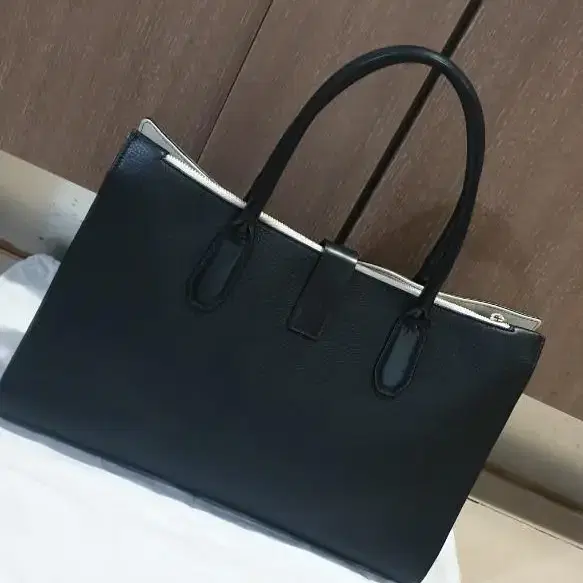 훌라 FURLA 쇼퍼백