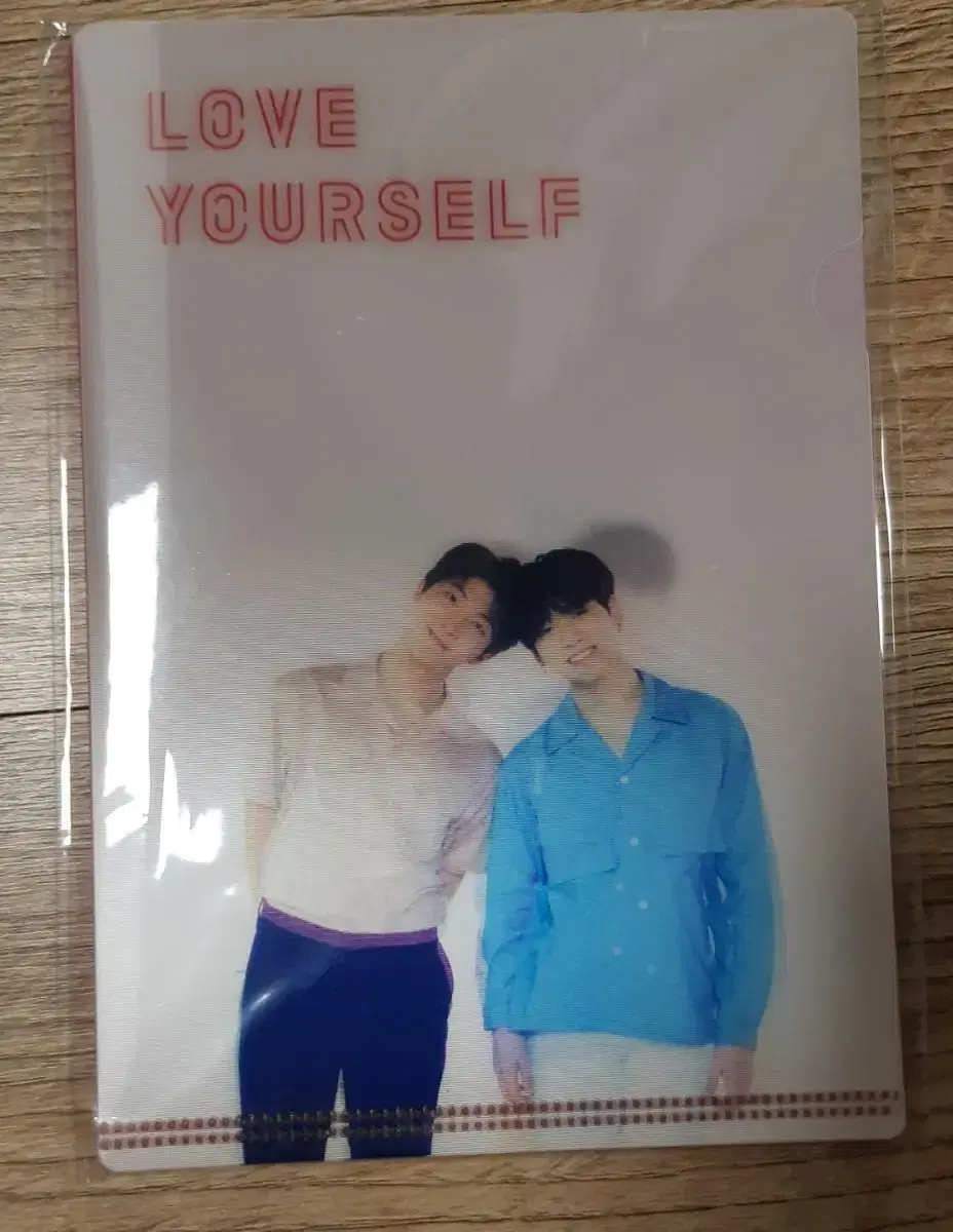 BTS Rubelcorn lenticular L-holder set unsealed