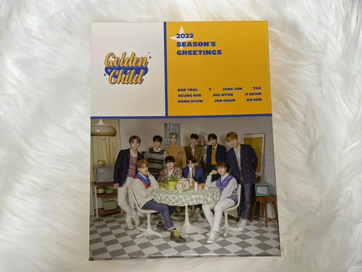 Golden Child 2022 Seasons Greetings