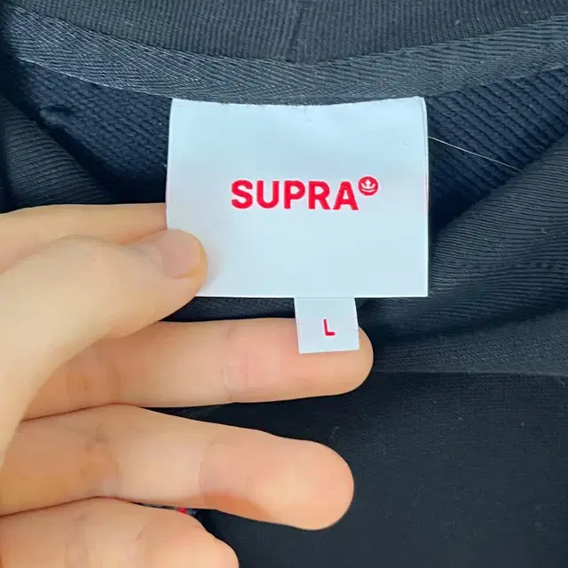 SUPRA 수프라/22년 오버핏 검정 후드티 남L 100/라덴