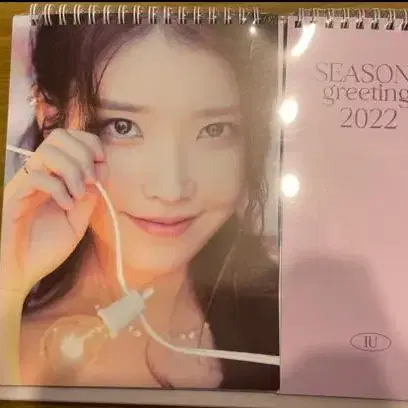 미개봉 2022 아이유 시즌그리팅 탁상달력