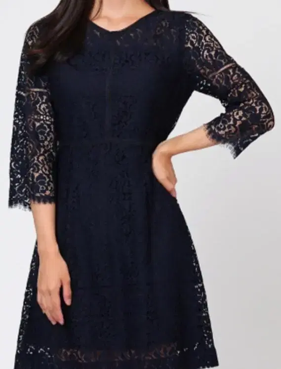 ROEM Formal-style lace ONEPIECE dress