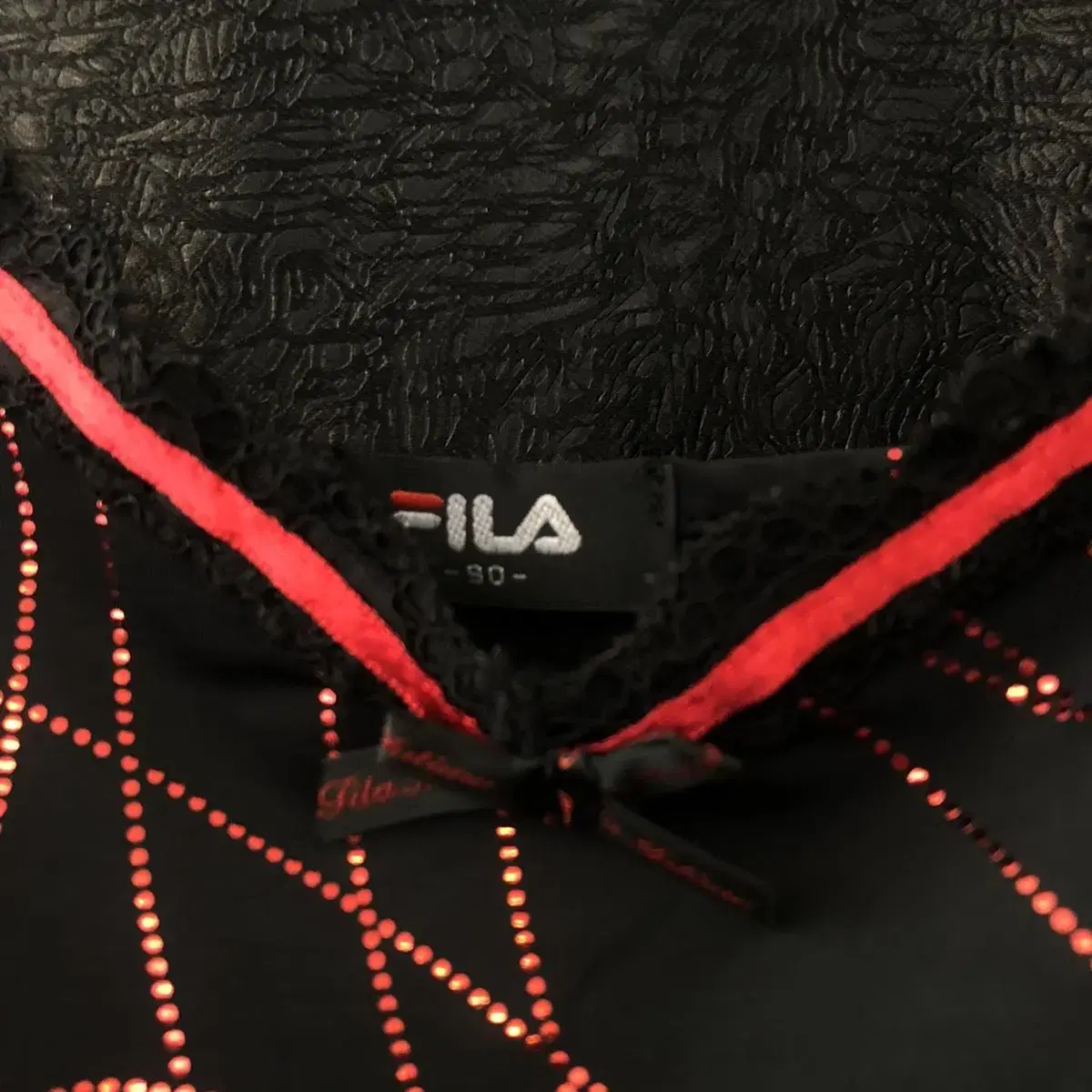 Vintage FILA tell me black  spacecraft