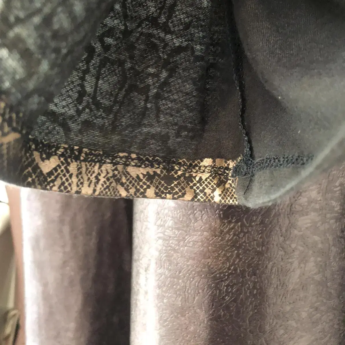 Vintage Vanila milk python skin sleeve