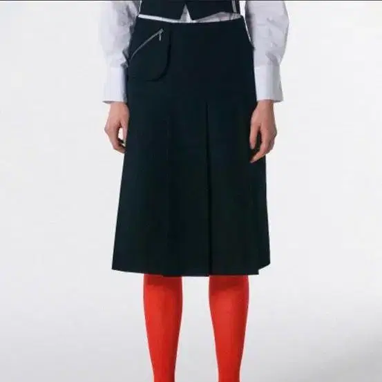 스컬프터 플리츠 tidy black midi skirt m