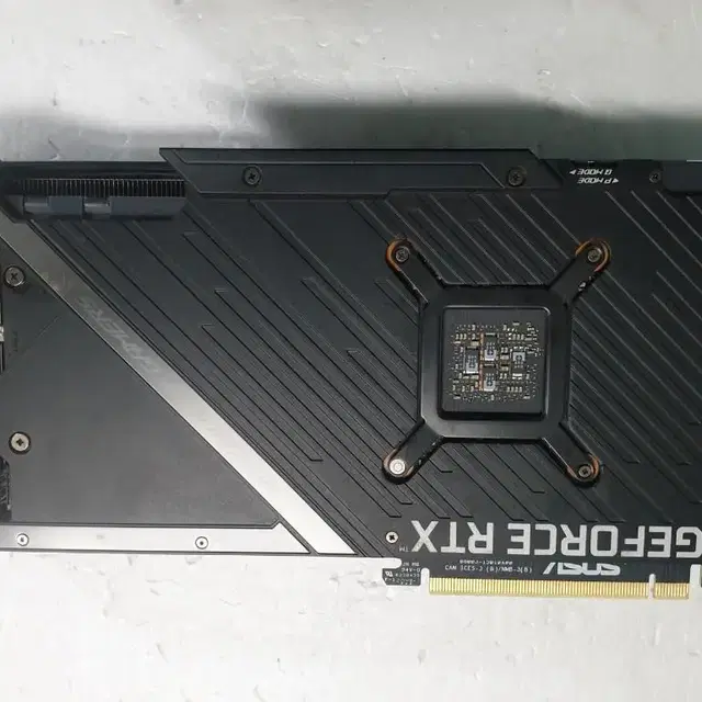 아수스 로그스트릭스 rtx3060ti 팝니다.