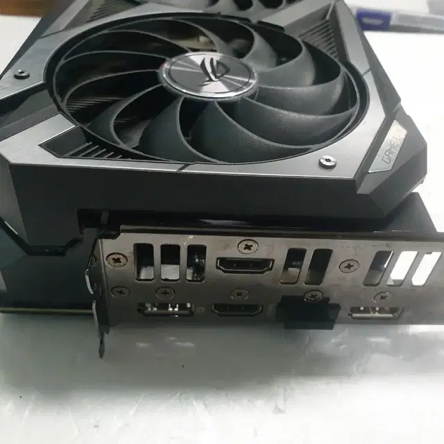 아수스 로그스트릭스 rtx3060ti 팝니다.