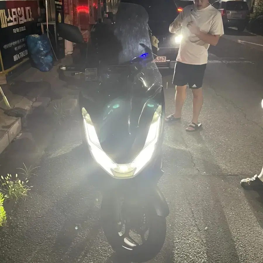 22년식 pcx125cc 1500km주행 신차급 판매