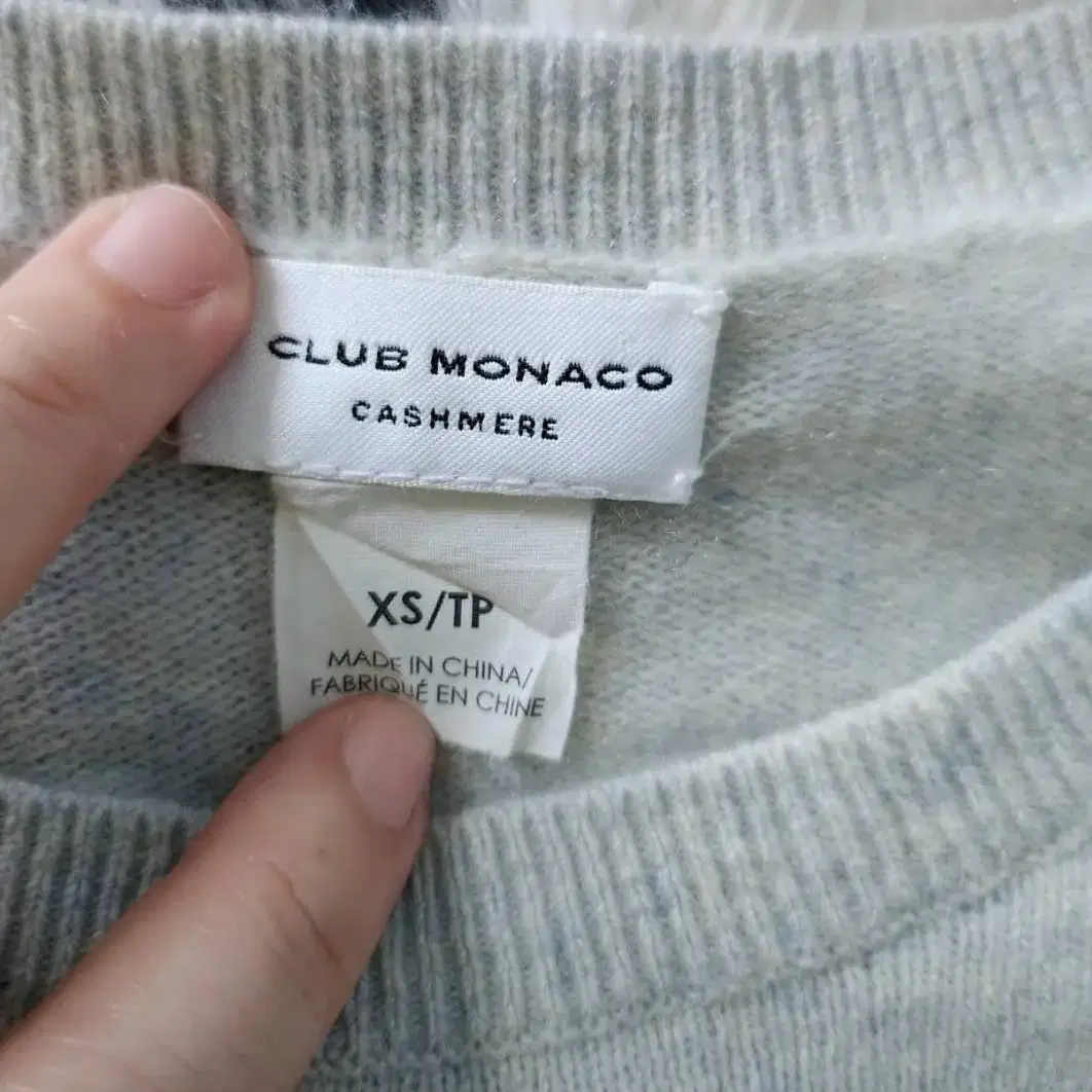 클럽모나코 clubmonaco 캐시미어 니트 티셔츠 롱슬리브 긴팔티셔츠