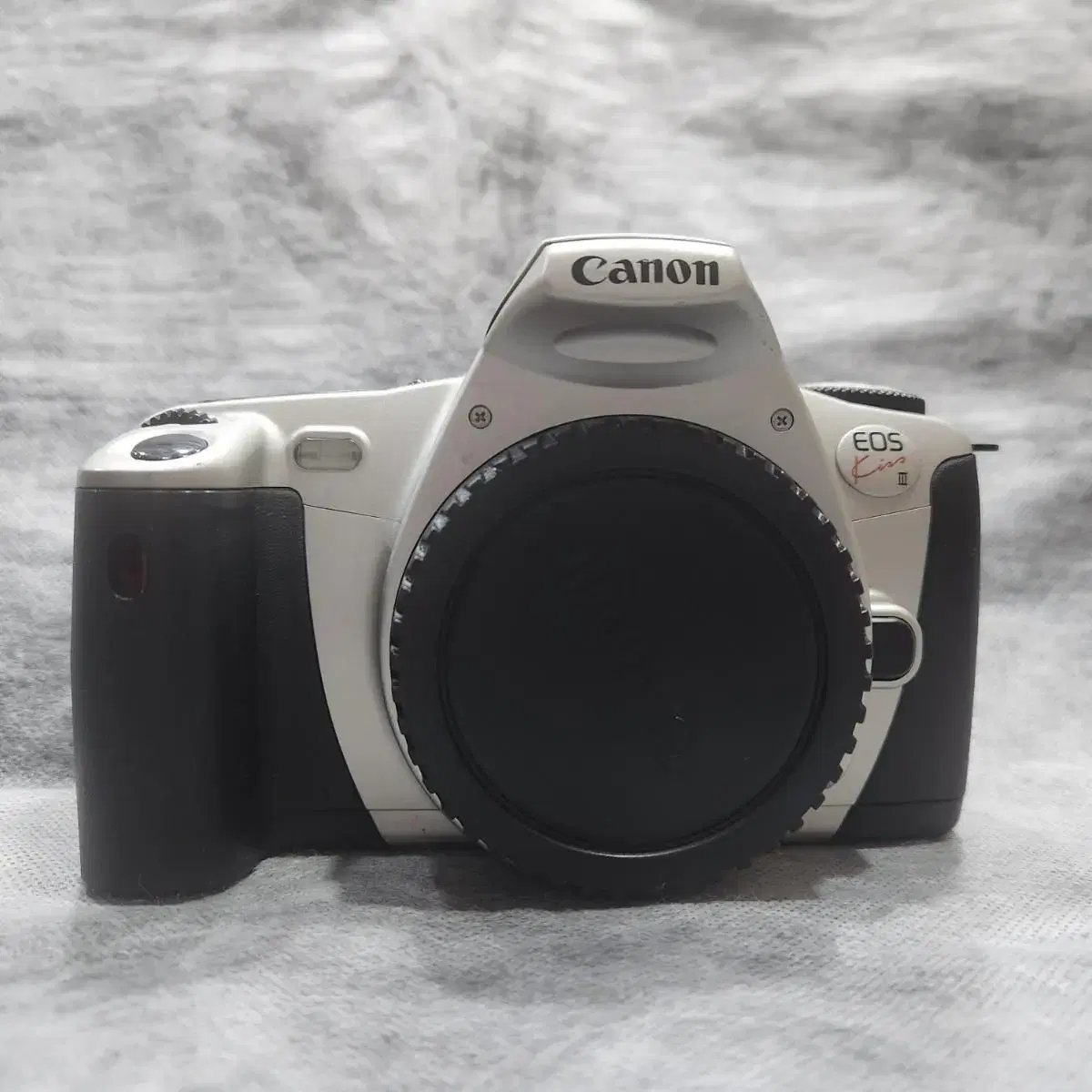 CANON  kiss III body