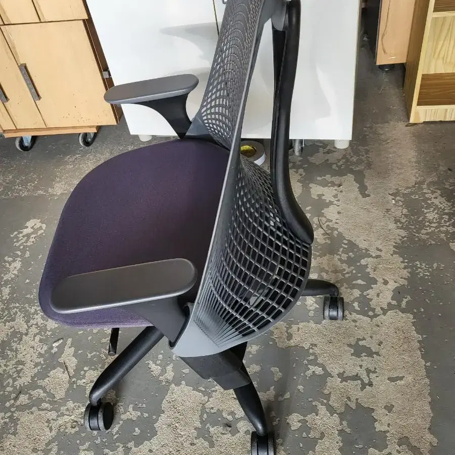 명품의자 Hermanmiller(허먼밀러) Sayl(세일)체어판매합니다