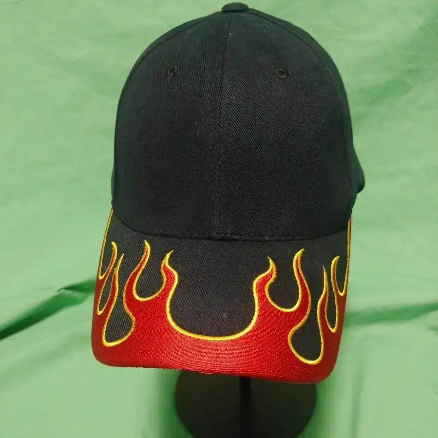 불꽃 자수 모자 flame ballcap