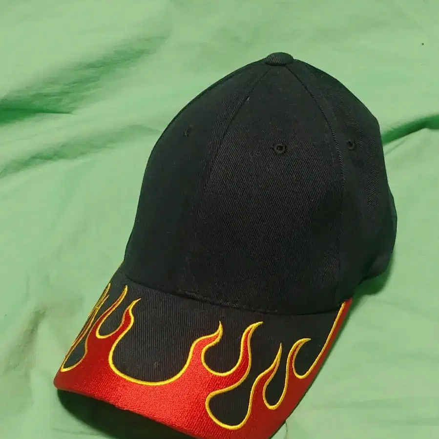 불꽃 자수 모자 flame ballcap