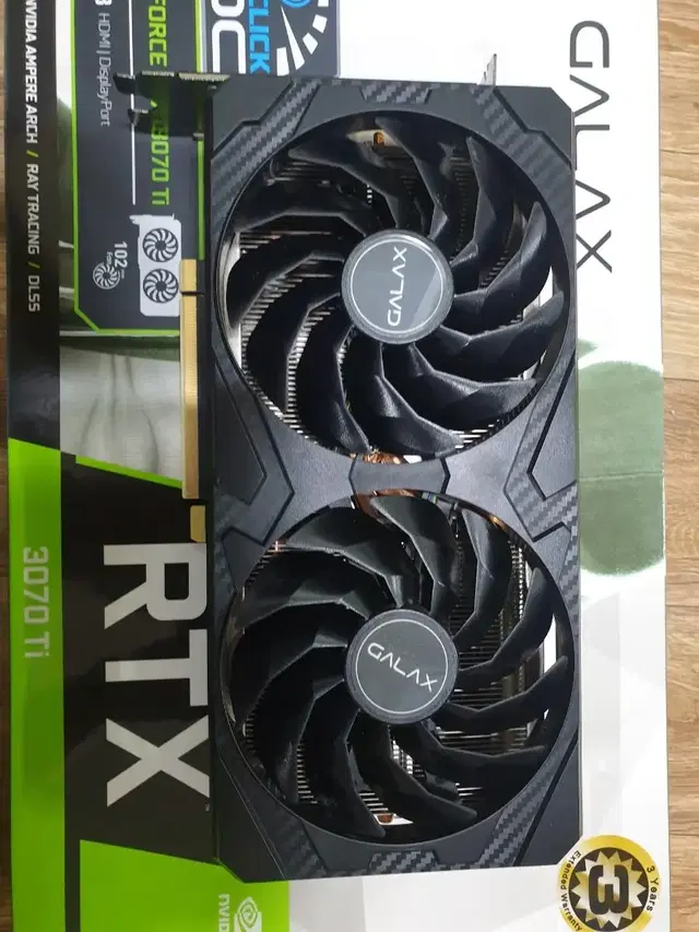 갤럭시 원클릭 rtx3070ti 그래픽카드 팝니다.