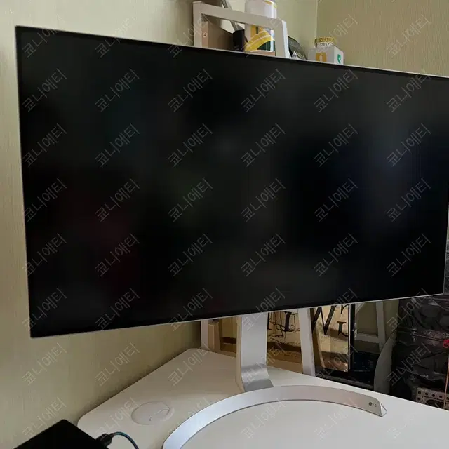 LG uhd 4k 울트라 모니터 tv 32인치 32UD89W