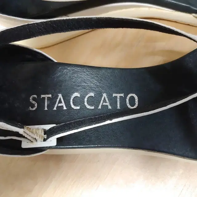 STACCATO 스타카토 여성용 샌들 240mm