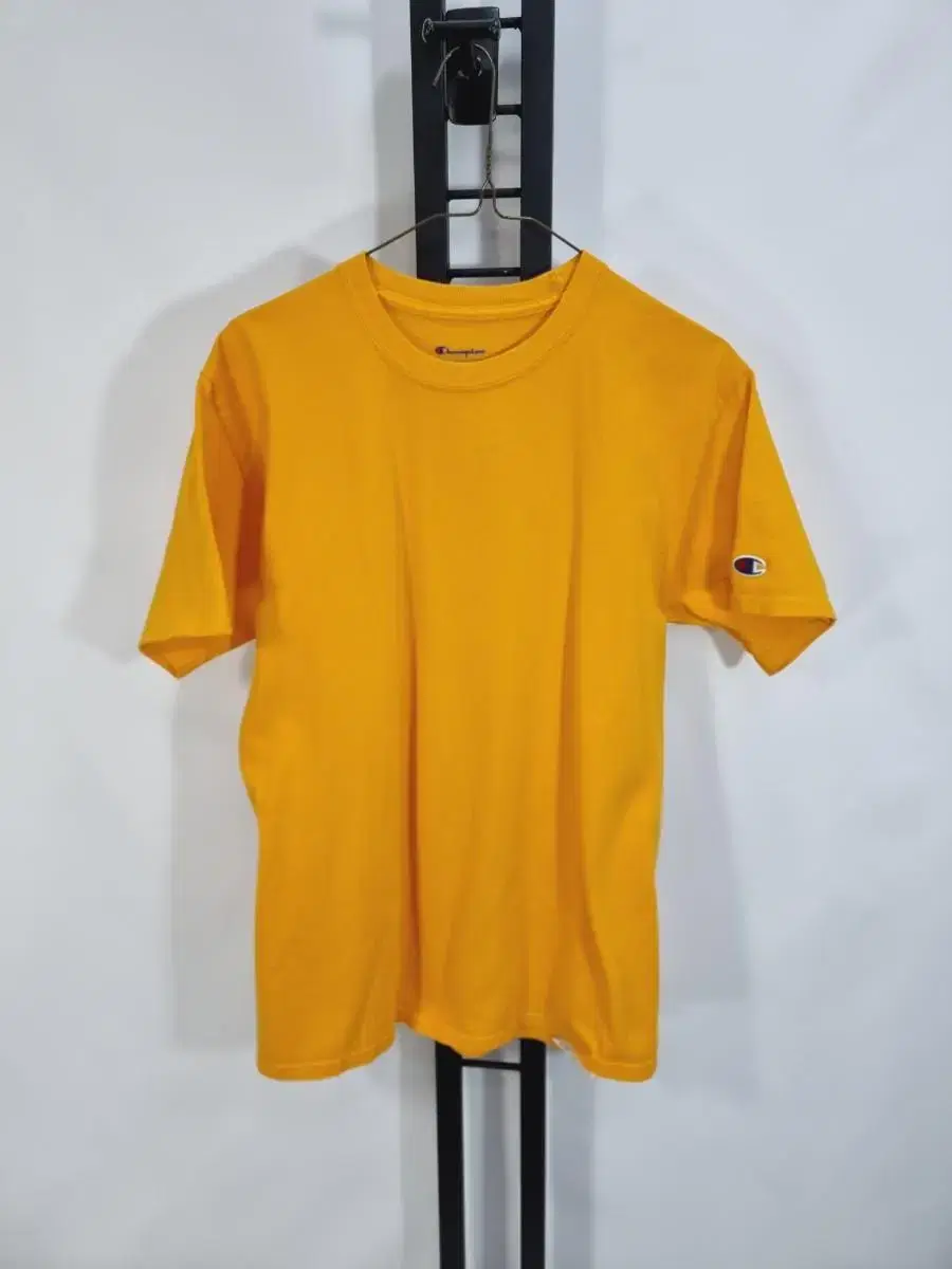 Champion Vahn Shorty Round Mustard Yel M