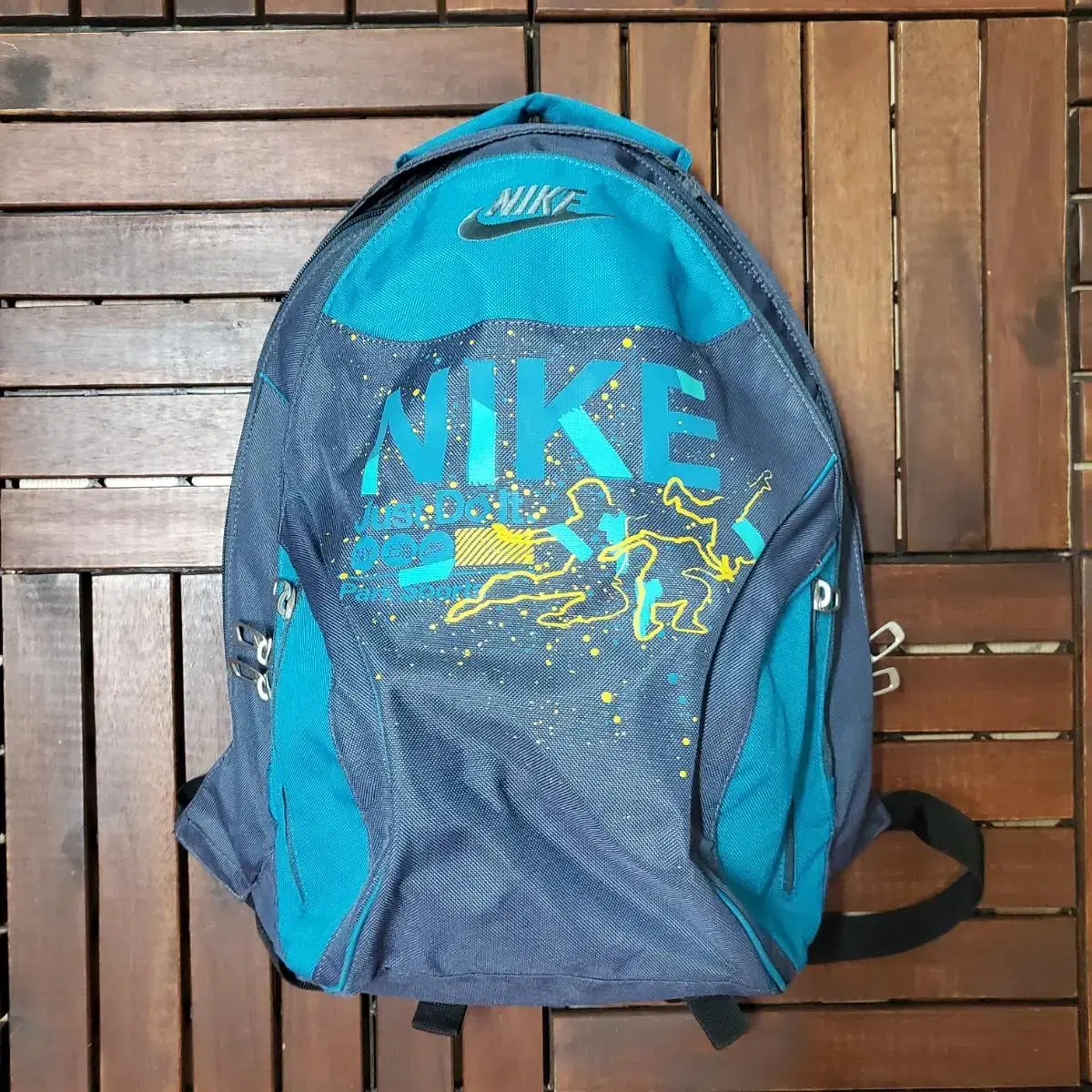 00s old school NIKE back pack