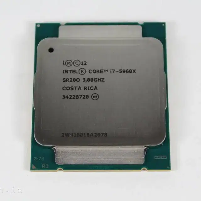 인텔 Core i7-5960X 하스웰-E (2011-V3소켓)