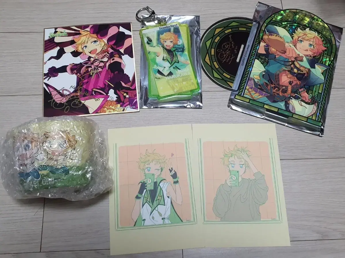 Angsta sora Goods bulk (acrylic, pasha, keyring, etc.)