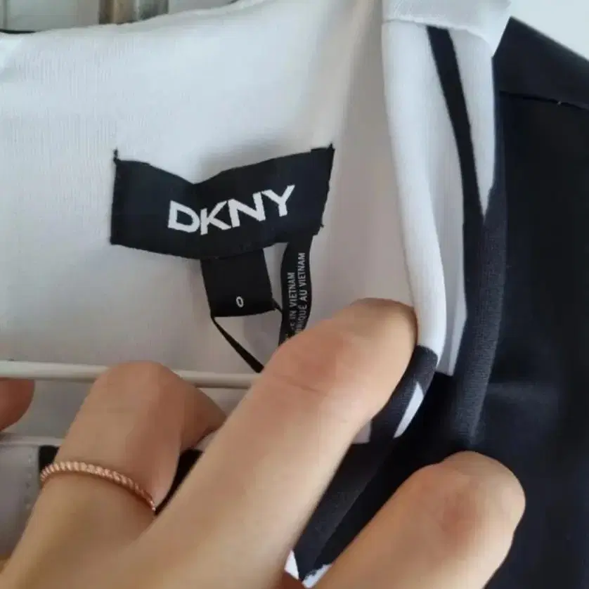 DKNY 새상품 여름 원피스