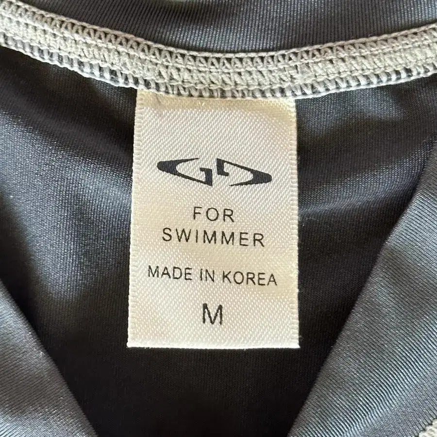 여성 아동 래쉬가드 M for swimmer