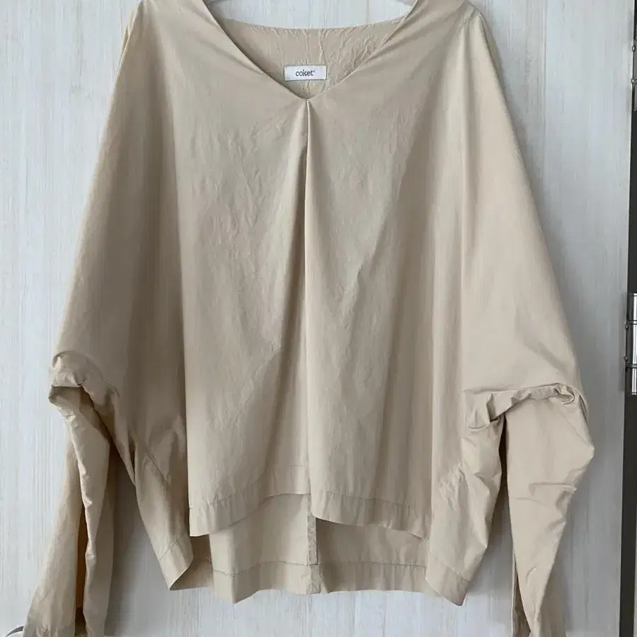 coket 코켓 volume blouse (beige)