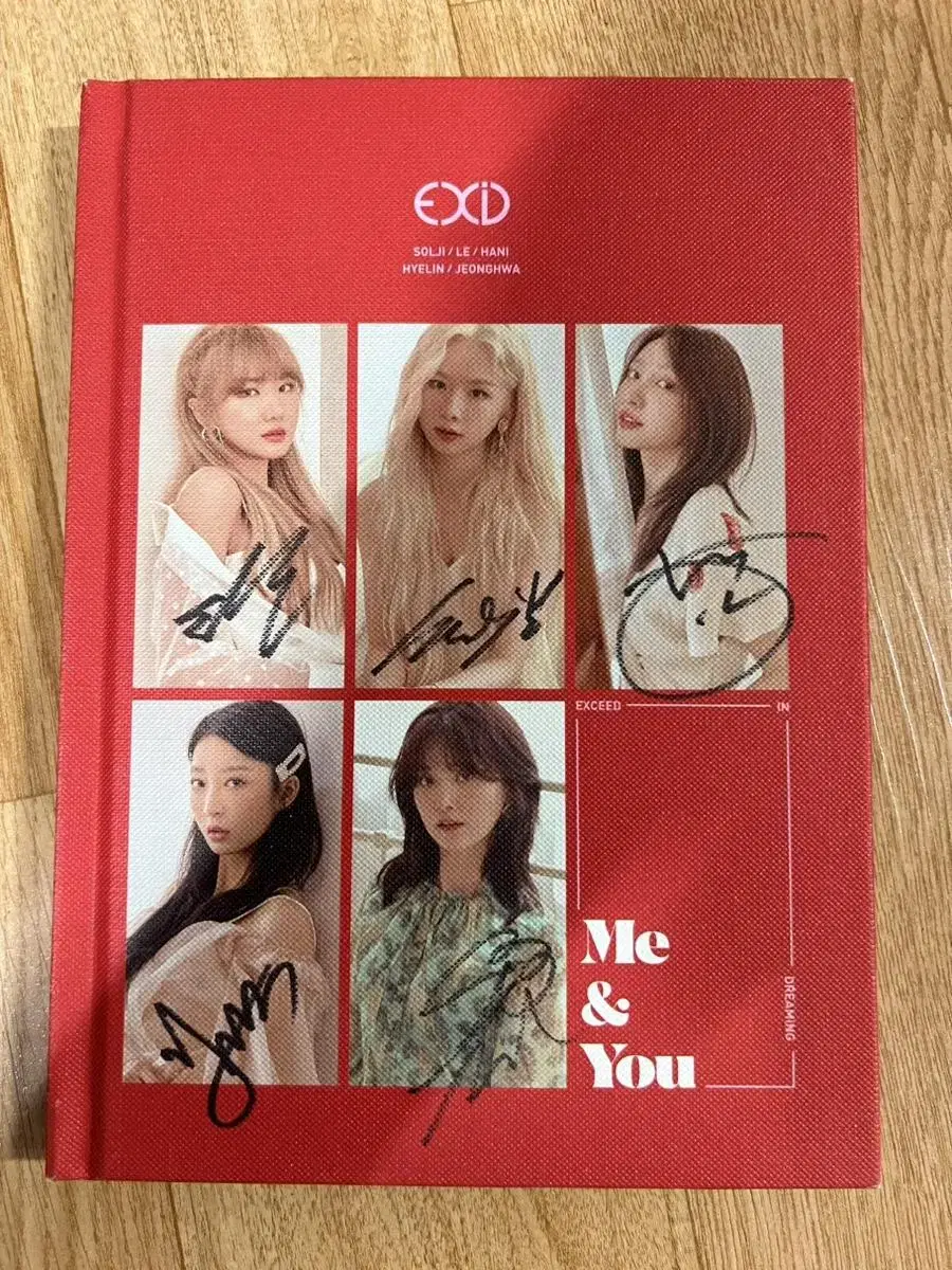 EXID handwritten sign album