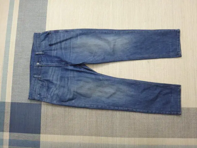 (37-38 inches) Levi's 541 denim straight leg jin