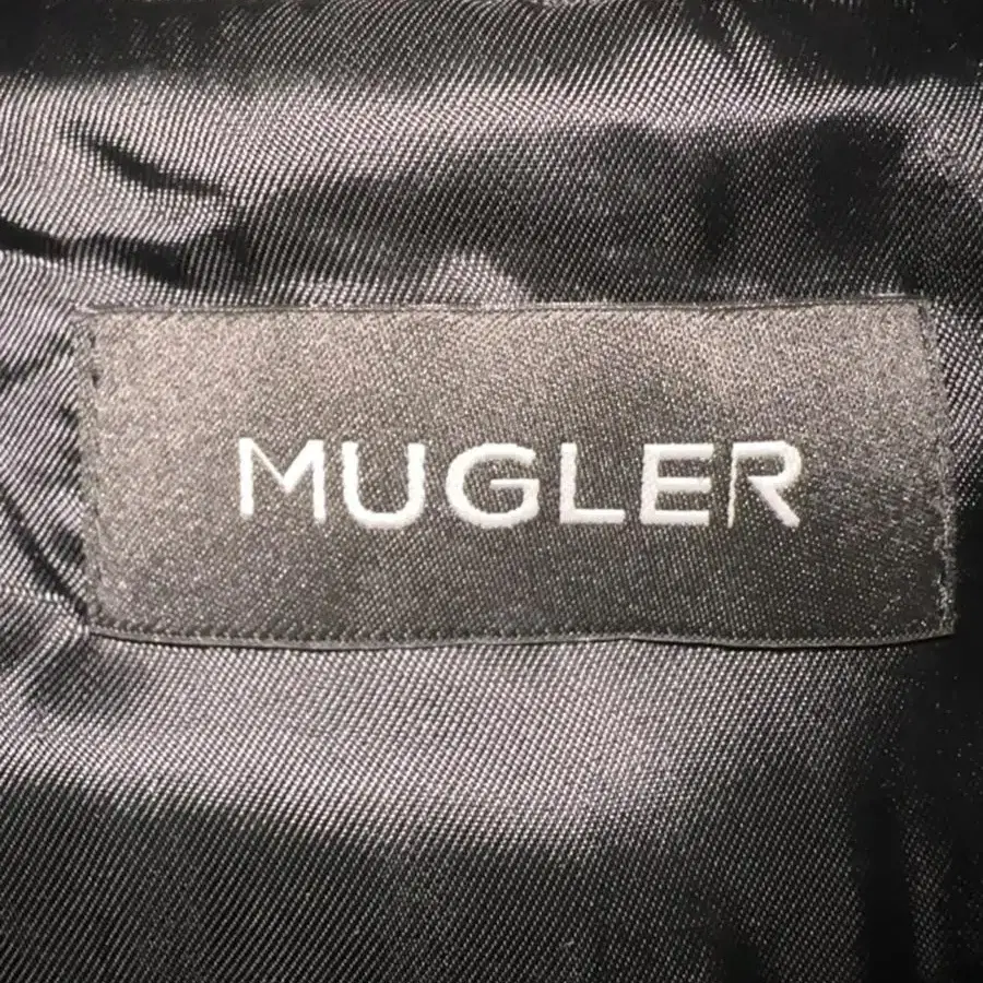 MUGLER 뮤글러 페이턴트 레더 블루종