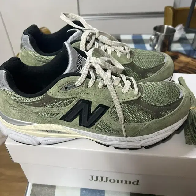 990v3 자운드 올리브 (270)