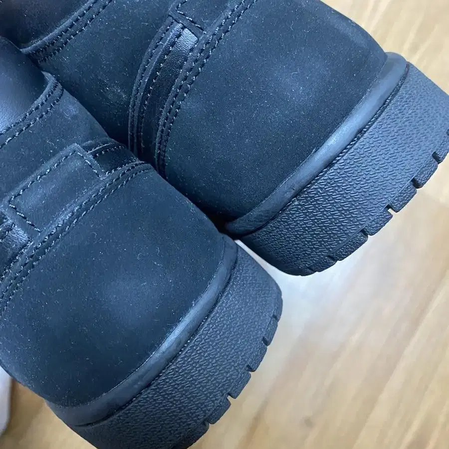 (285사이즈)Jordan 1 Mid Triple Black (2018)