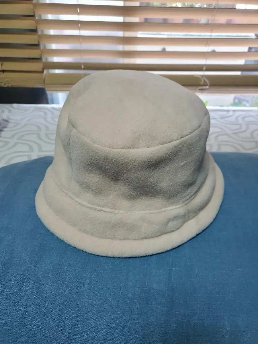 Reversible Ivory Hat