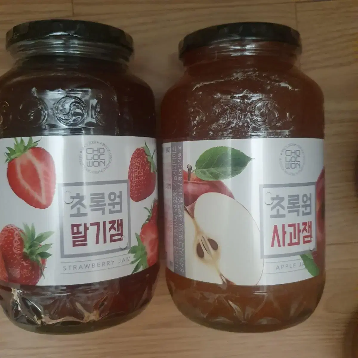 초록원 딸기쨈1kg+사과쨈1kg 12000원에팔아요