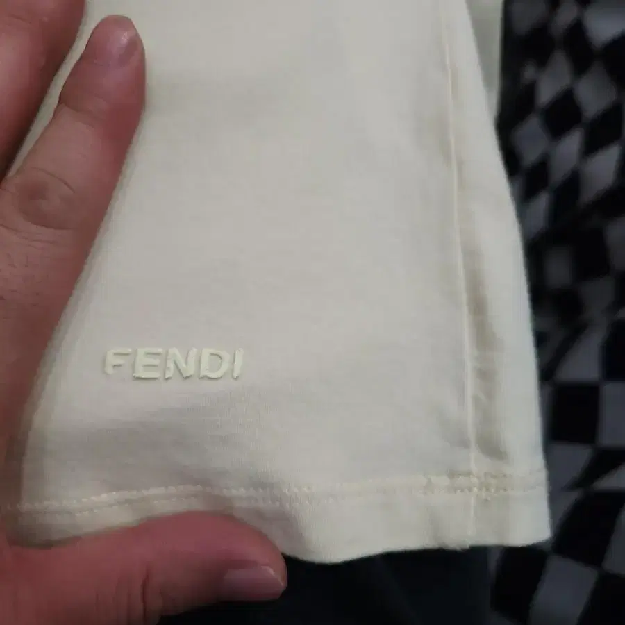 펜디 스판 반팔티 여성 정품 fendi