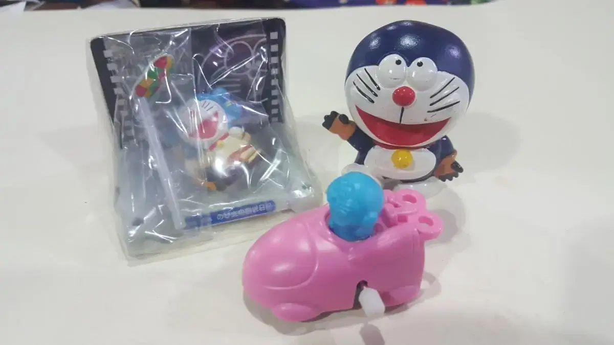 3 Doraemon Gacha Figures