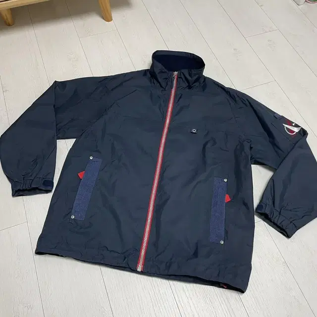 Helly Hansen H/H 헨리한센 레트로 바람막이