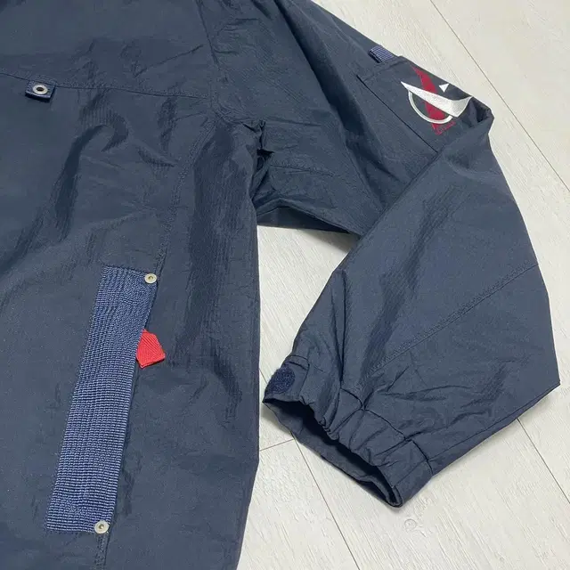 Helly Hansen H/H 헨리한센 레트로 바람막이