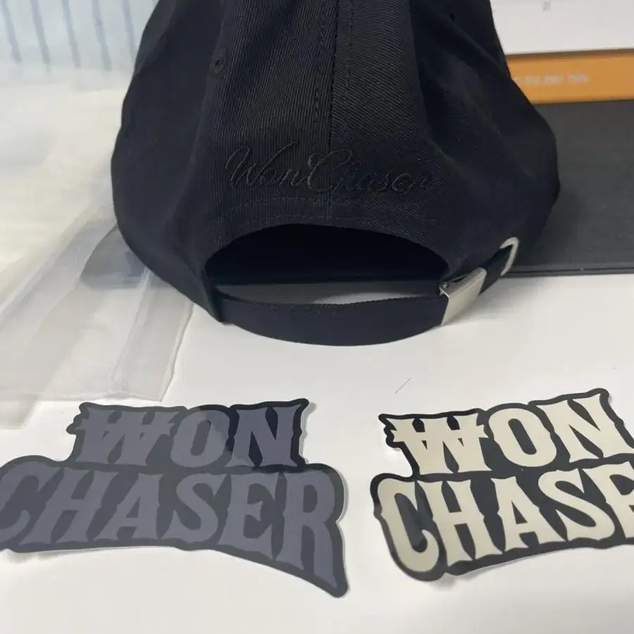 원체이서(Won chaser) 검은색 모자