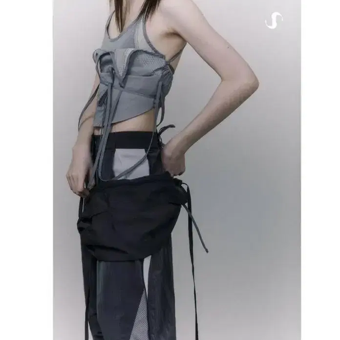 Strap Bag Sleeveless Top / Grey