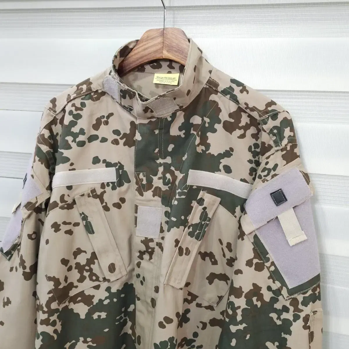 U.S Army issued ACU jacket- L정도