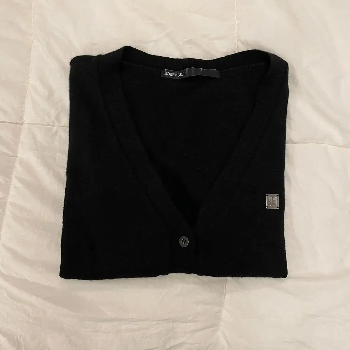 보헤미안서울 Y SYMBIL HALF CARDIGAN, BLACK