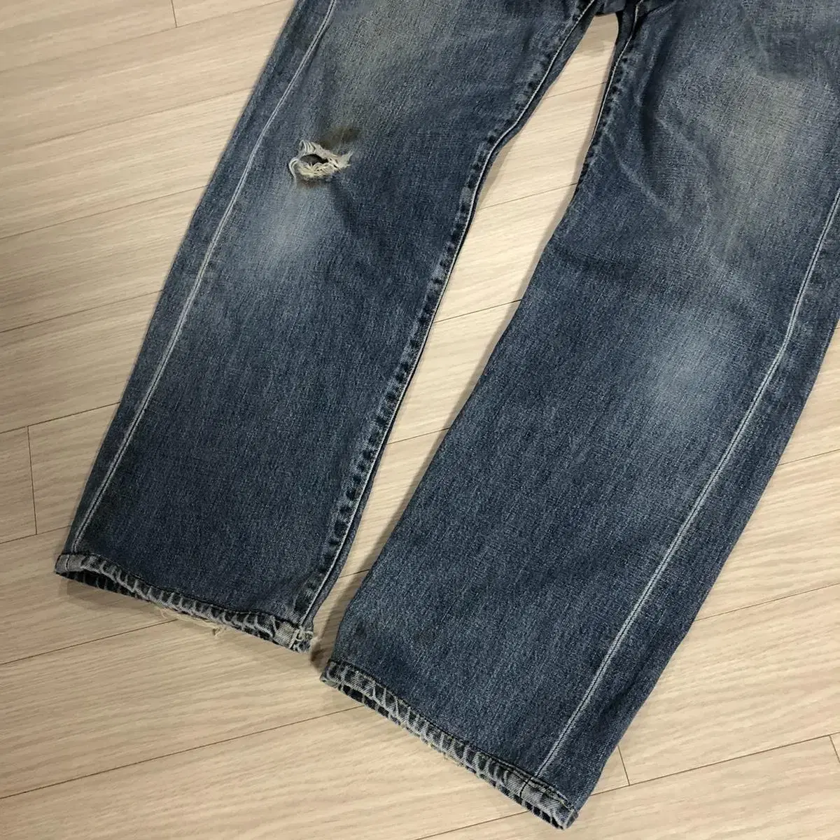 LEVIS 502 selvage 32