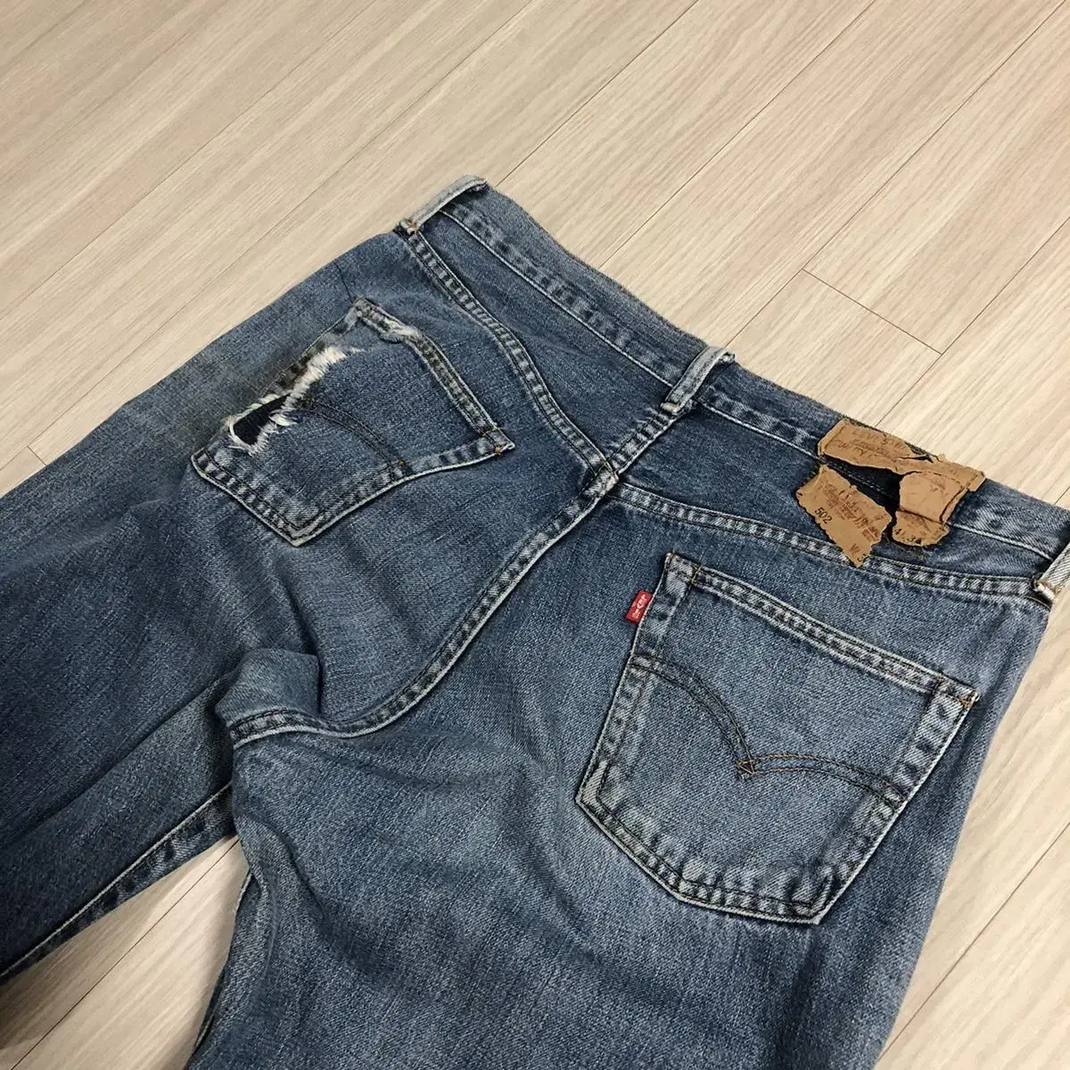 LEVIS 502 selvage 32