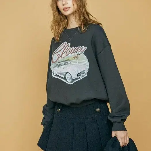 <새 제품>Glowny vintage moto sweatshirt