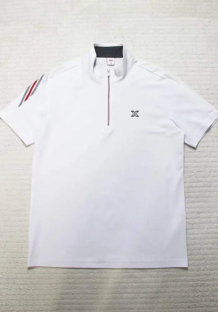 (100) JDX White Half-Zip