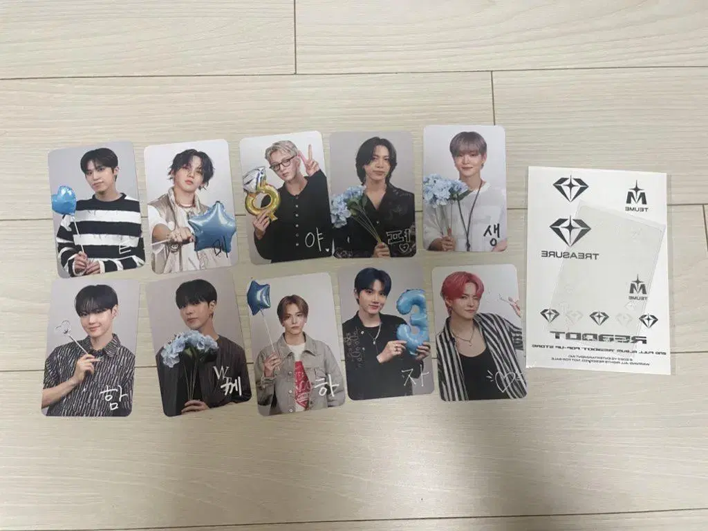 Treasure Reboot pop up Membership photocard