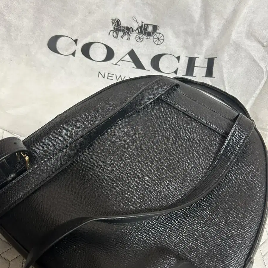 Coach 조딘백팩 미디움 (한번 사용)