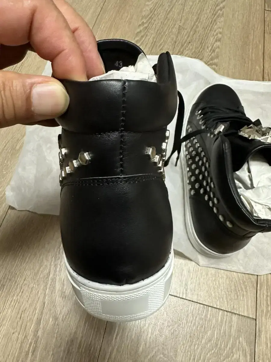 thumbnail-5