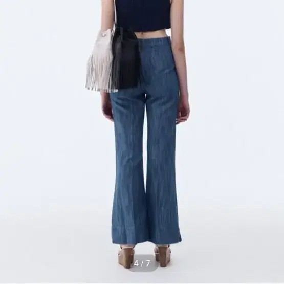 렉토 IKARO TWEED CURVED CROP TOP